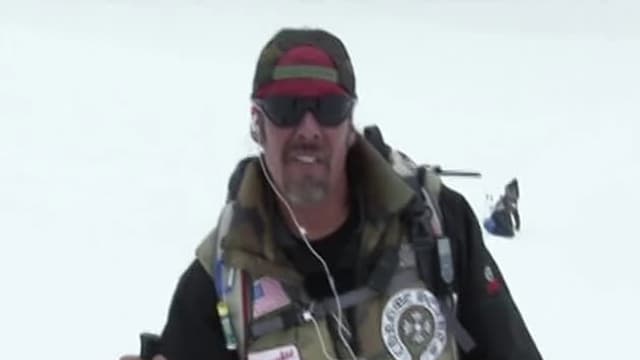 S02:E02 - On the Ropes