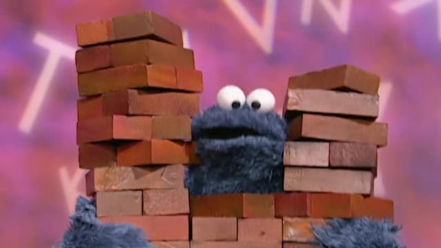 T38:C19 - S38:E19 - Zoe and Rosita Find Abby's Magic Wand