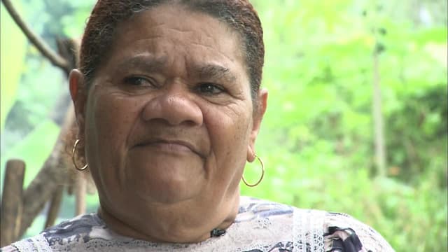 S01:E06 - Nueva Caledonia: el rojo y el azul