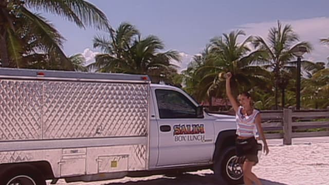 S01:E01 - Viaje en Yate
