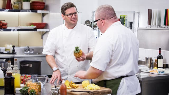 S12:E14 - North West Dessert