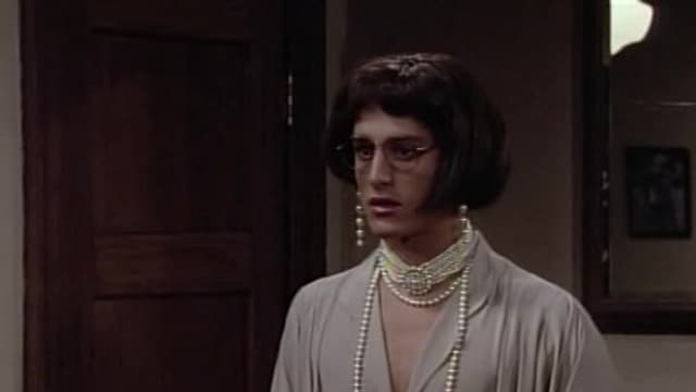 S01:E13 - Member's Only