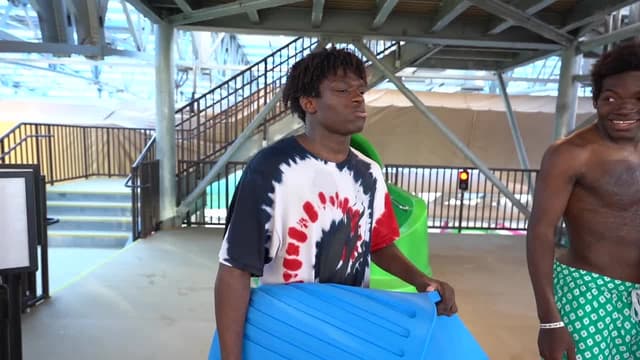 S01:E07 - Don't Choose the Wrong Slide! (Water Park Challenge) / I Built an Actual Underwater Minecraft House!