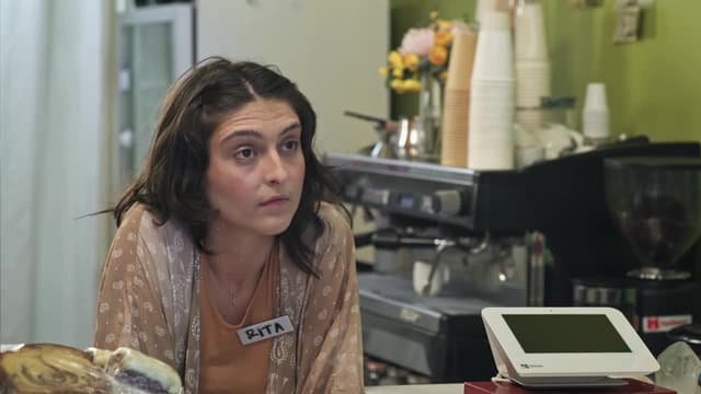 S01:E10 - 4A - an Unwanted Threesome