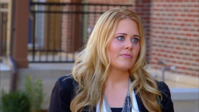 S01:E08 - Downtown Dream Home