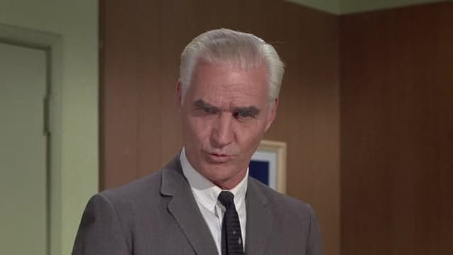 S02:E18 - My Master, the Spy