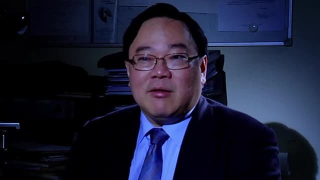 S01:E06 - La escritura en la pared