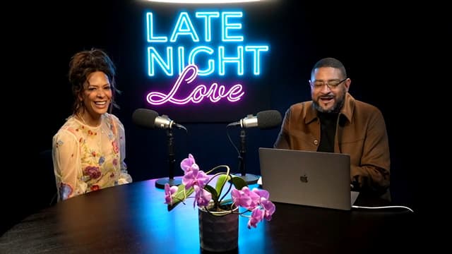 S01:E21 - How to Love Ourselves More and Others Better, With Author Tracy McMillan