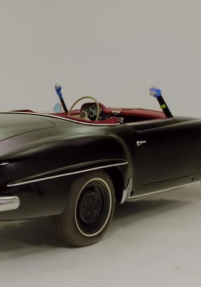 S02:E08 - Mini Car, Mega Power poster