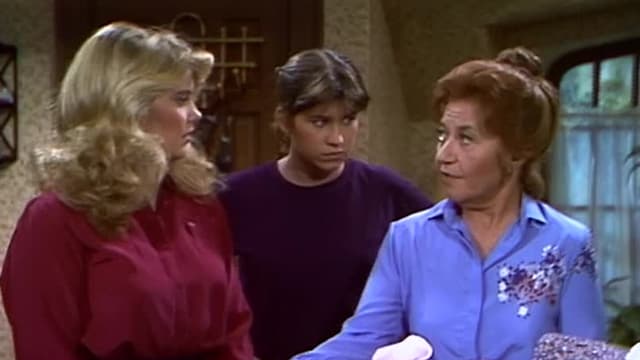 S03:E03 - A Baby in the House