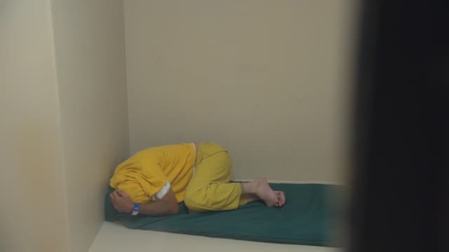 S02:E01 - Tattooed and Screwed