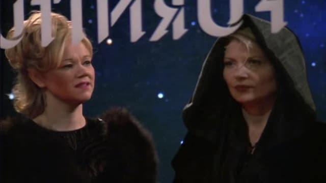 S02:E07 - A River of Candy Corn Runs Through It