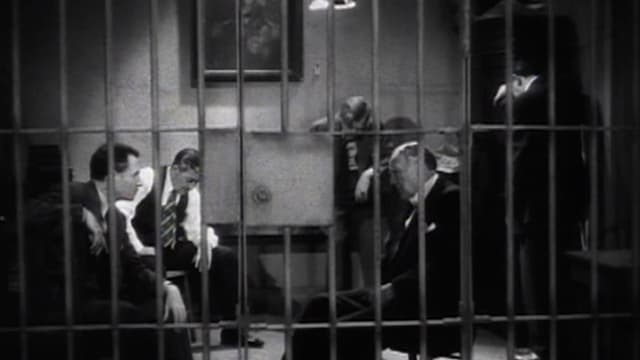 S01:E15 - The Shadow's Net Closes