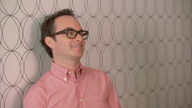 S01:E13 - City Chic Condo