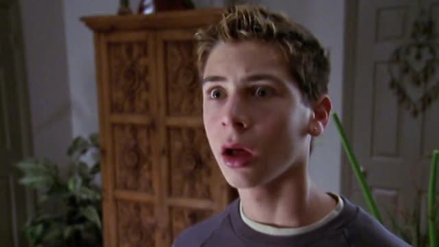 S01:E04 - Tangled Web