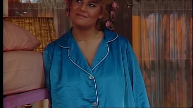 S04:E16 - Guess What's Coming to Dinner