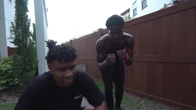 S01:E15 - Boxing Showdown