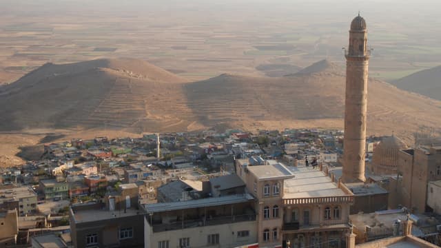 S01:E05 - Turkey: Silk Road