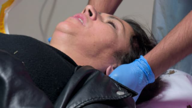 S04:E05 - Motorcycle Mayhem