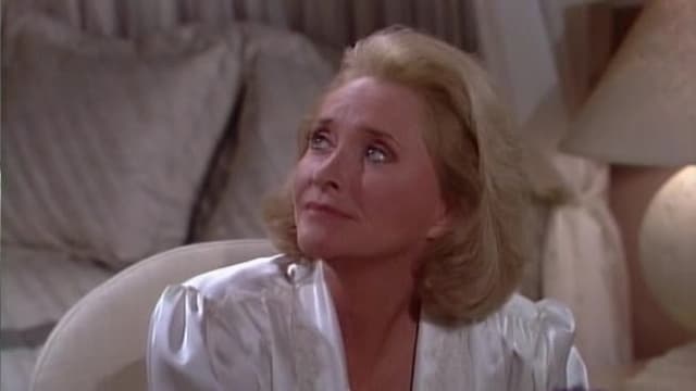 S01:E32 - Episode 32