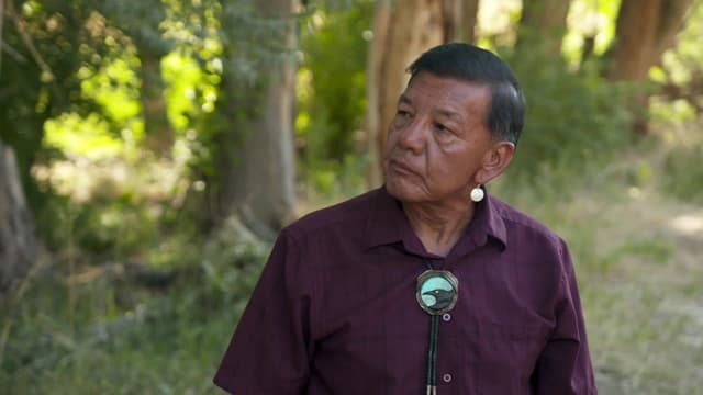 S01:E06 - Poking the Nest