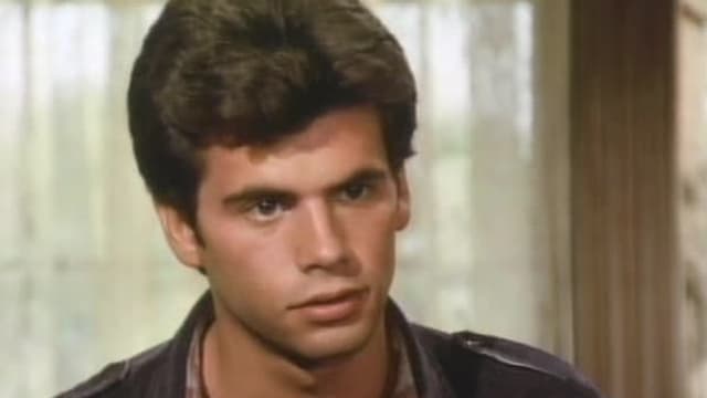 S01:E08 - Lord of the Manor