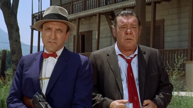 S01:E07 - Monkees in a Ghost Town