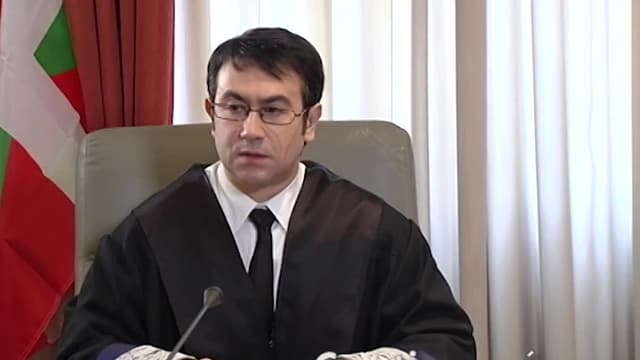 S12:E11 - Episodio 95