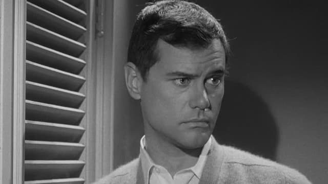 S01:E19 - Never Try to Outsmart a Genie