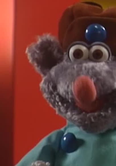 S01:E23 - A Toothache for Sharky poster