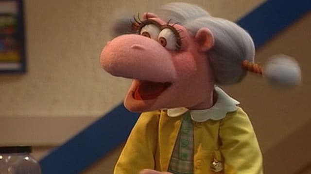 S01:E22 - The Circus Comes to Town