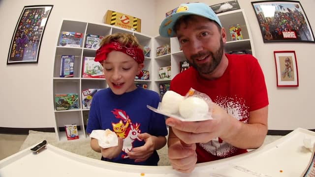 S01:E05 - Weird Food Taste Test / Snow Tubing