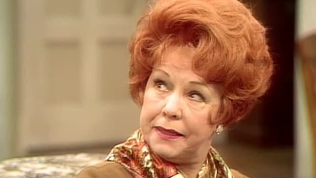 S03:E324 - Maude's Mother