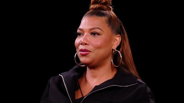 S18:E03 - Queen Latifah Sets It Off While Eating Spicy Wings