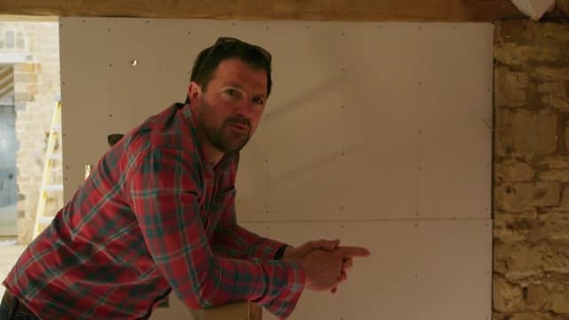 S02:E10 - The Family Farm Rebuild