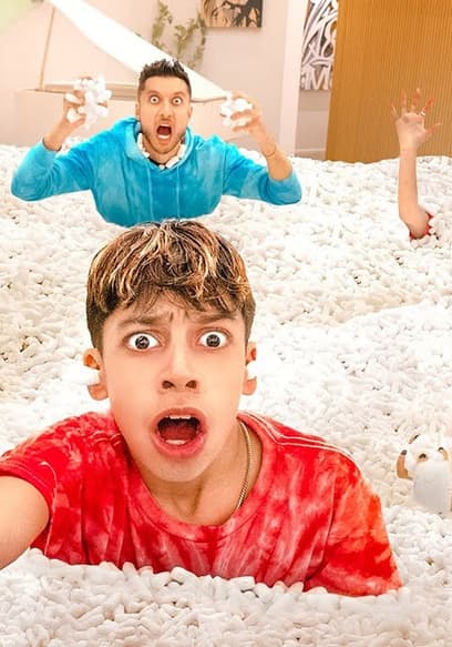 S04:E20 - 1 Million Packing Peanuts poster
