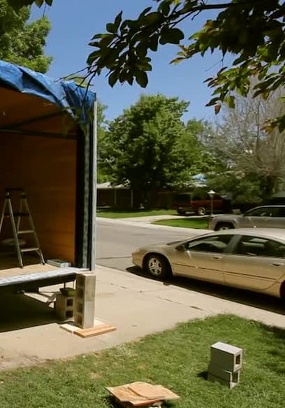S01:E13 - The Unfoldable Tiny House poster