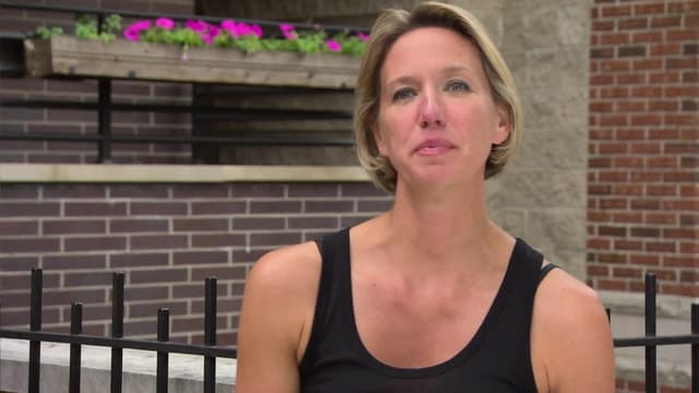 S09:E12 - Privacy Please!