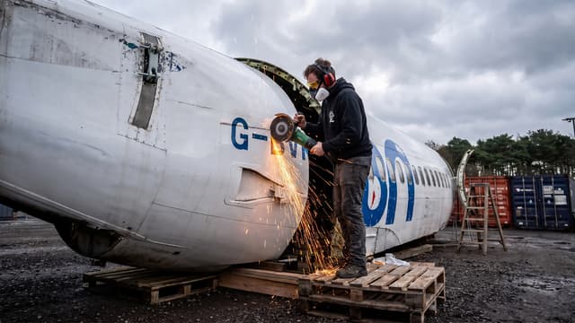 S01:E05 - Grinding Down a 737