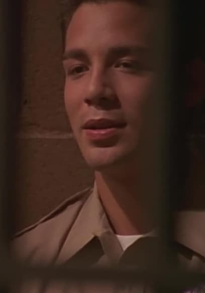 S04:E04 - Caged Bird poster