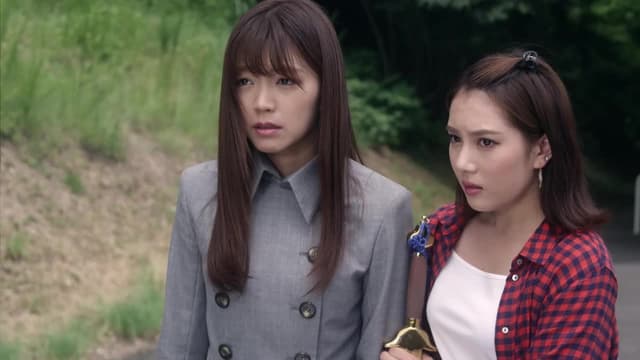 S01:E19 - Nebula House Invasion