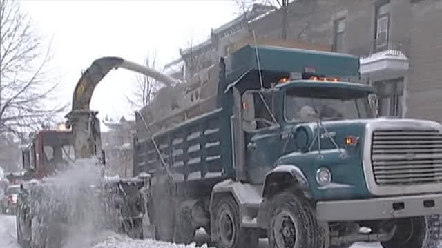 S02:E01 - In the Snowstorm