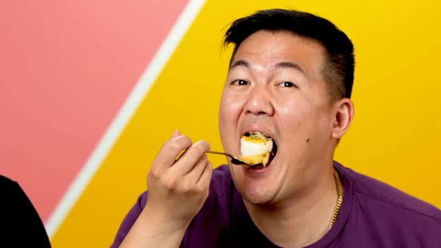 S01:E34 - Try Not to Eat: Gordon Ramsey Edition