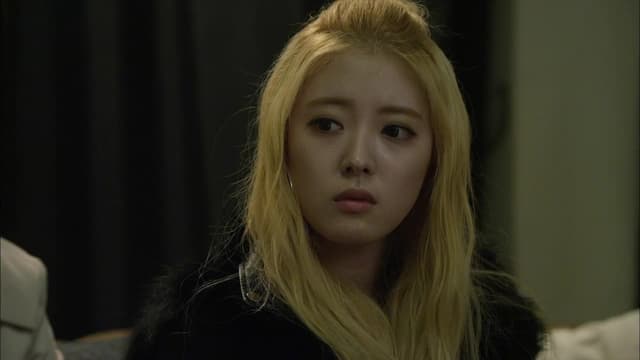 S01:E04 - Waiting in the Darkness