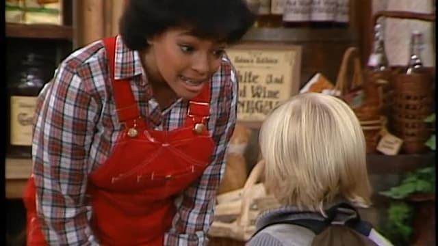 S05:E13 - Next Door