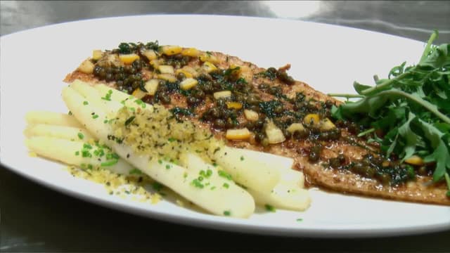 S01:E11 - New York: The Big Flavor