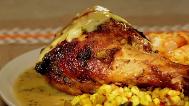 S02:E04 - $25,000 Thanksgiving