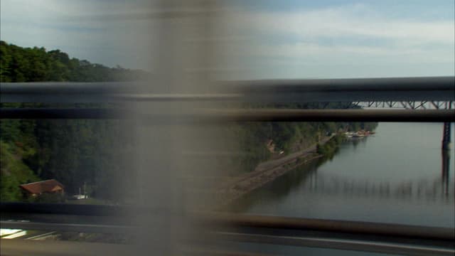 S13:E06 - The Maineiacs