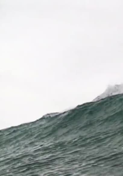 S01:E13 - Sports Quest | O'Neill Cold Water Classic. poster
