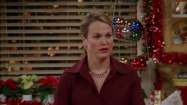 S01:E13 - Ellen's First Christmas